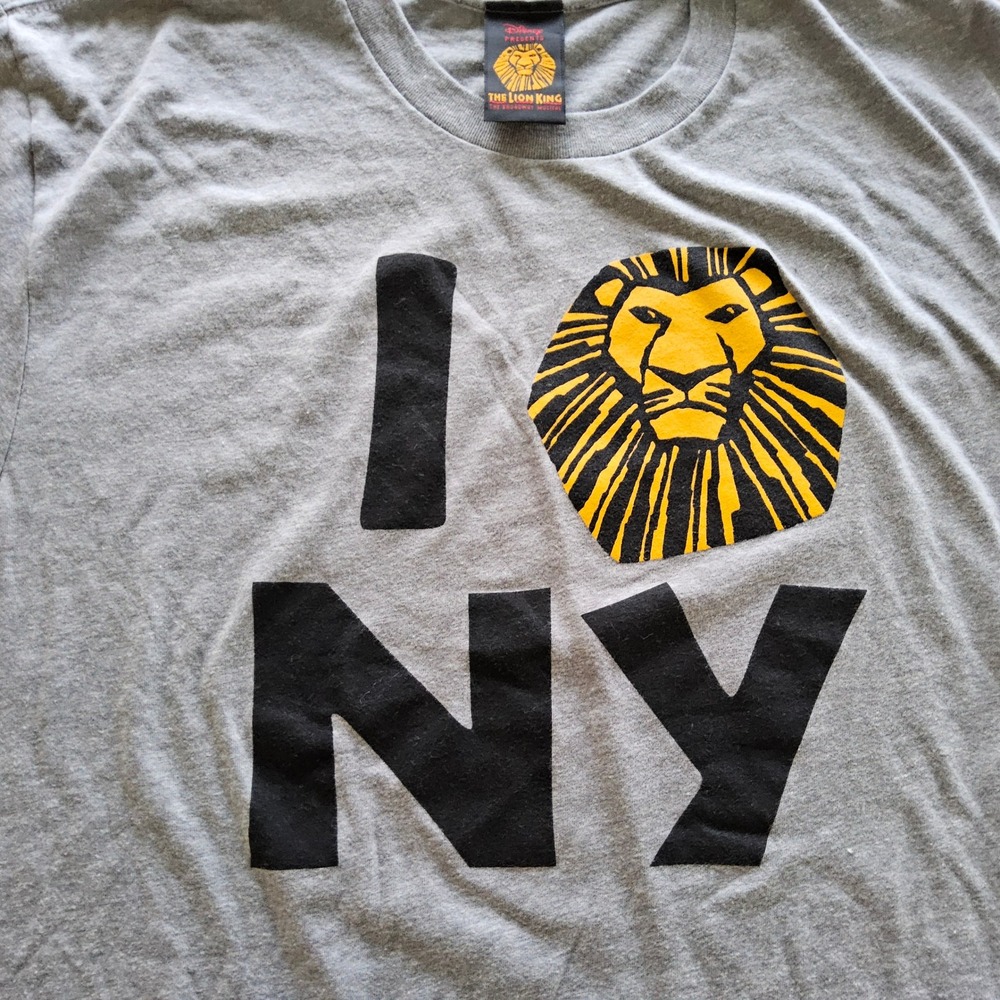 Disney Lion King Broadway‎ Musical I Love NY Gray T-Shirt Men's Medium